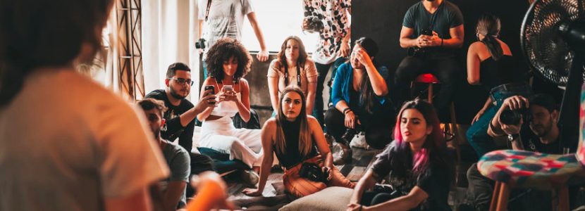 Public Speaking Skills - Pexels: bertellifotografia